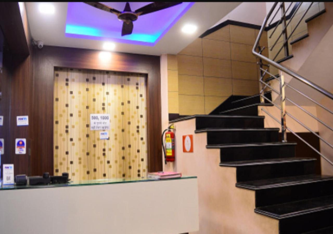 Hotel Royal Palace - 150 Meters From Mahakal Temple Ujjain Zewnętrze zdjęcie