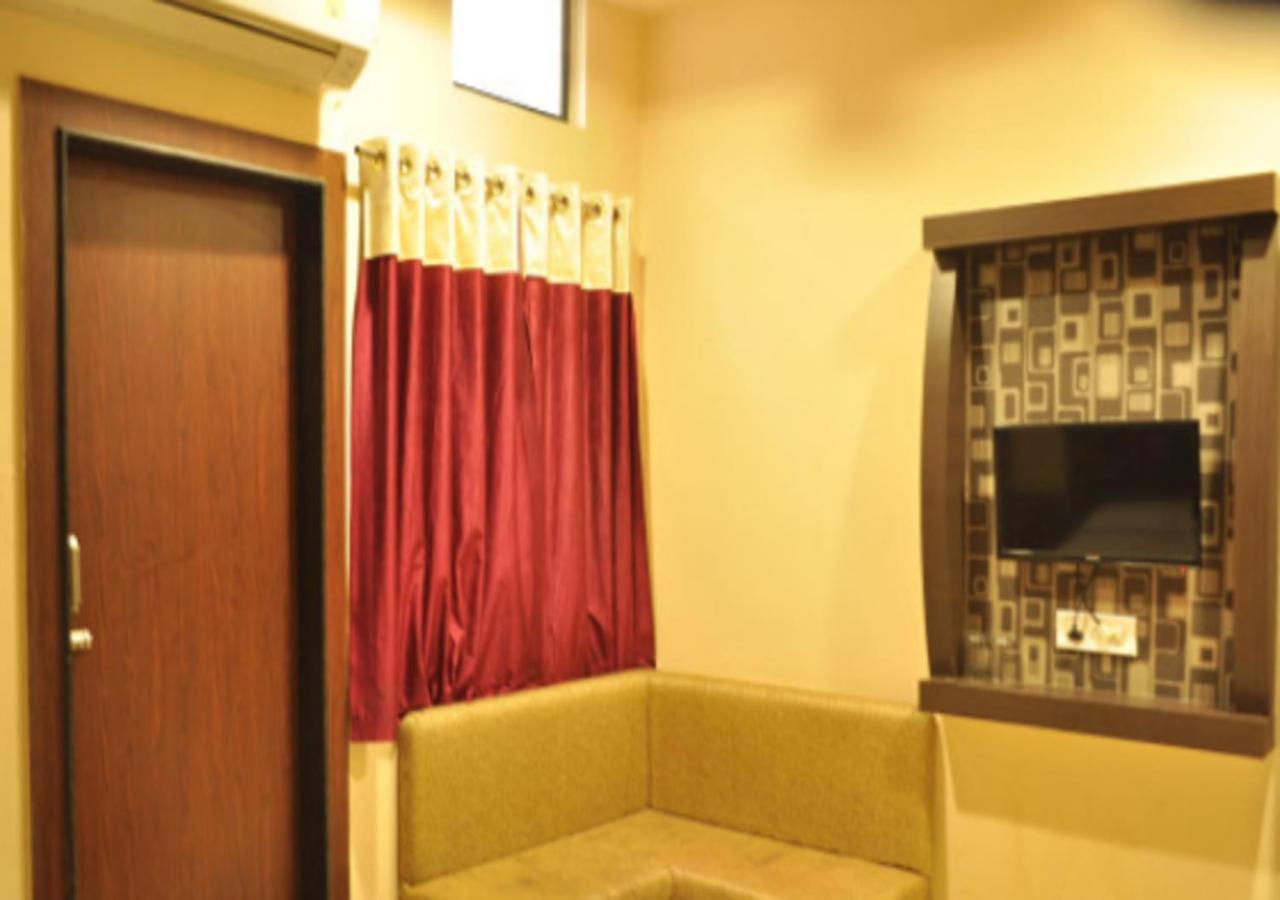 Hotel Royal Palace - 150 Meters From Mahakal Temple Ujjain Zewnętrze zdjęcie